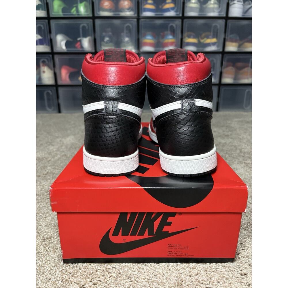 Nike Air Jordan 1 Retro High OG Satin Snake CD0461-601 Women's Size 11.5 - Picture 4 of 9